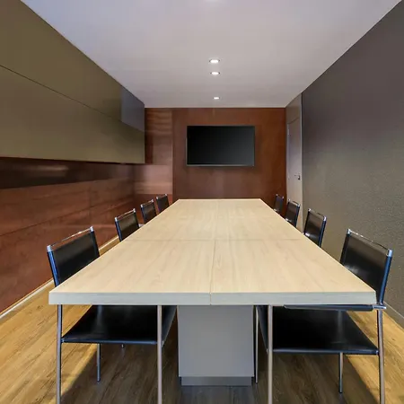 Hotel Ac San Antonio By Marriott León