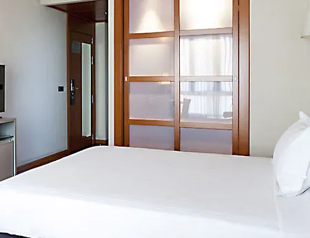 Ac San Antonio By Marriott Hotel León